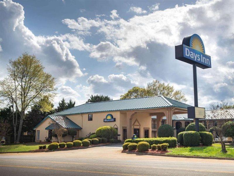 Days Inn By Wyndham Thomaston Esterno foto