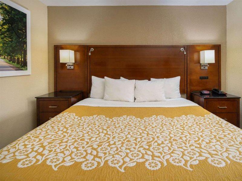 Days Inn By Wyndham Thomaston Esterno foto