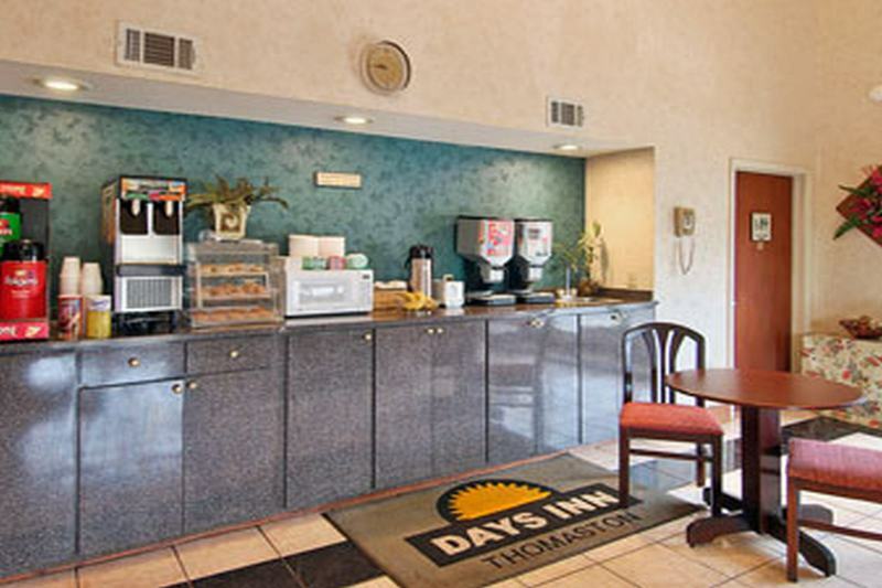 Days Inn By Wyndham Thomaston Esterno foto